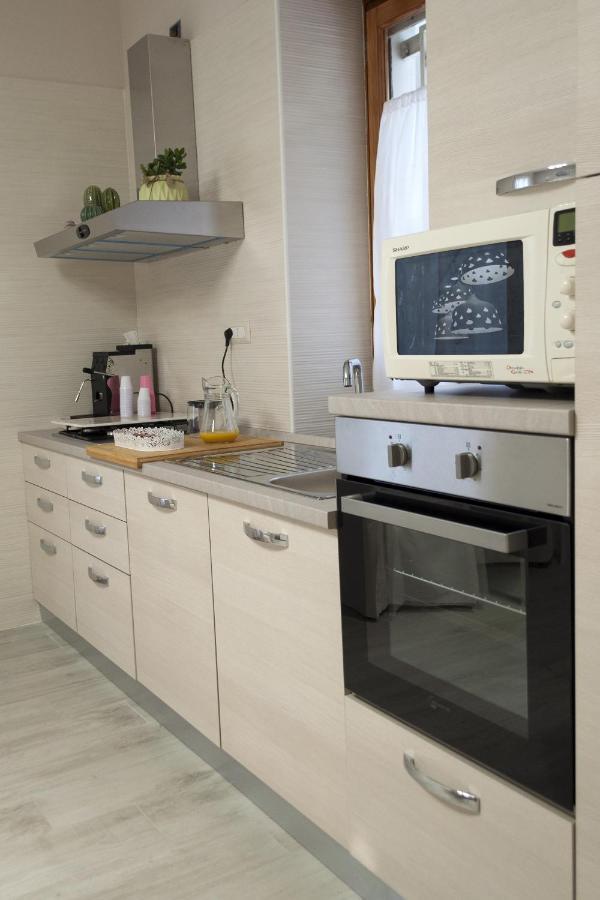 L' Albero Di Giada Bed & Breakfast Caserta Exterior photo